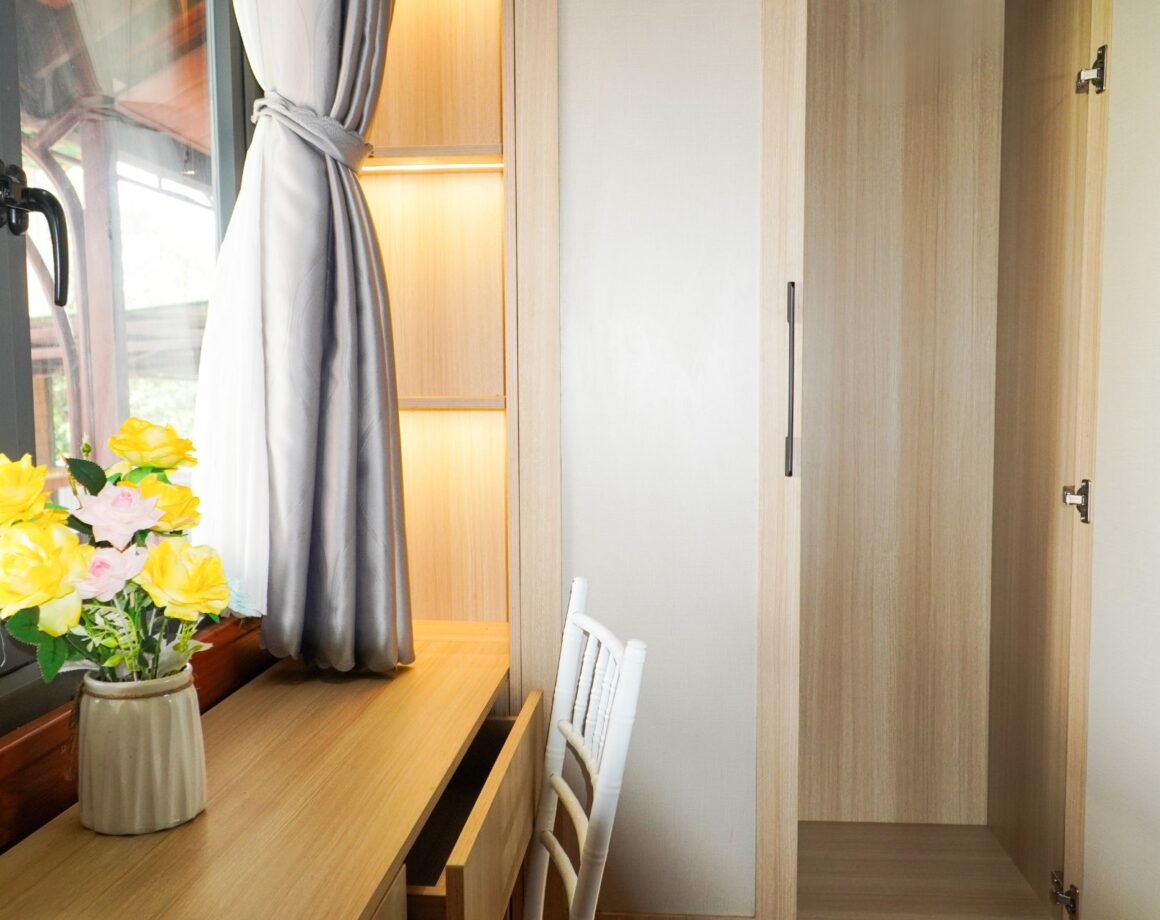 Eva Wooden House