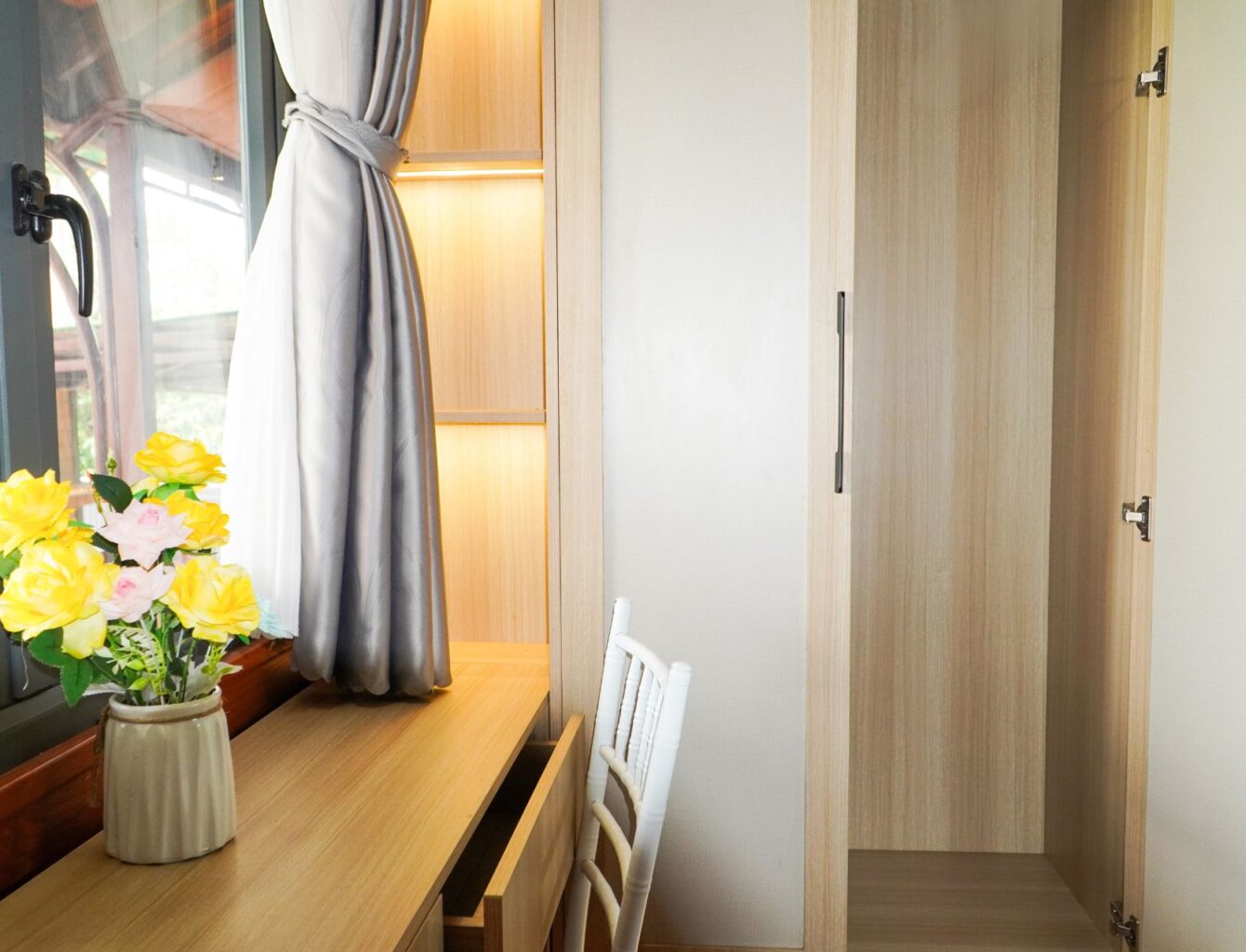 Eva Wooden House