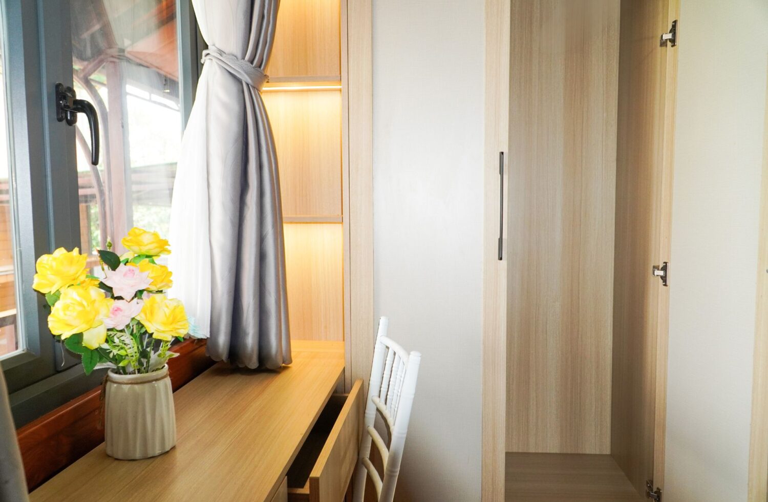 Eva Wooden House