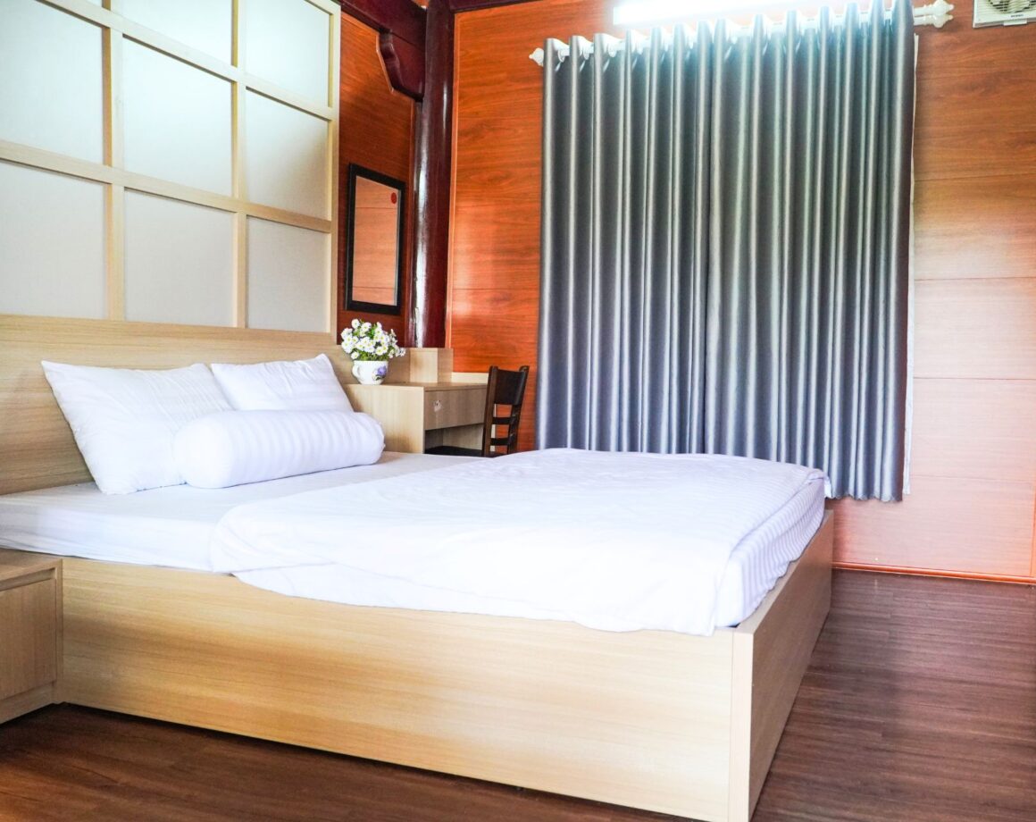 Eva Wooden House