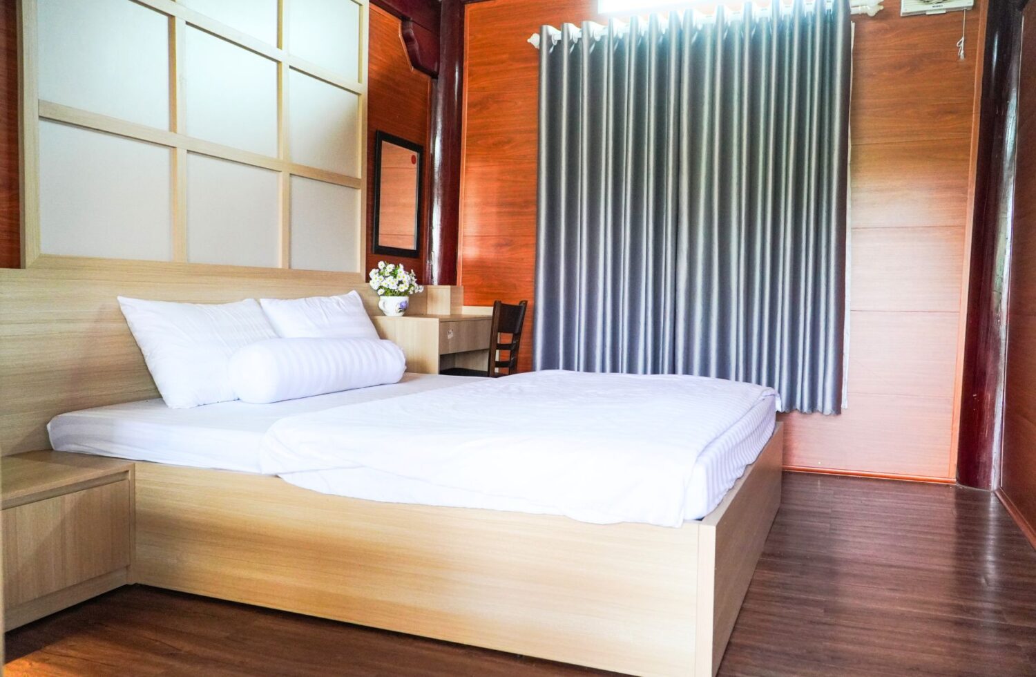 Eva Wooden House