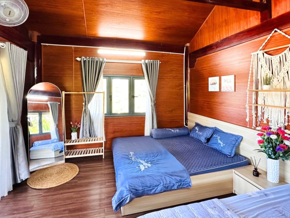 Eva Wooden House