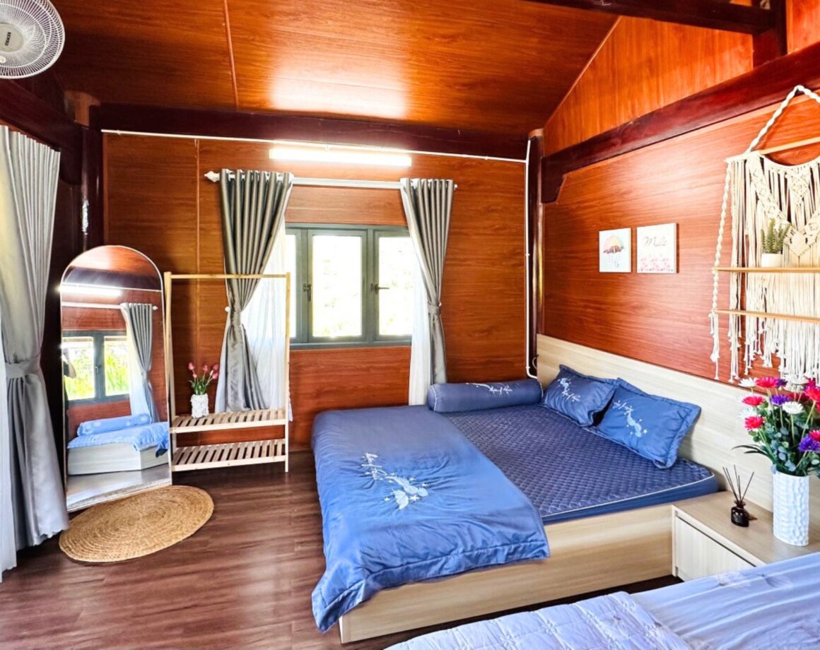 Eva Wooden House