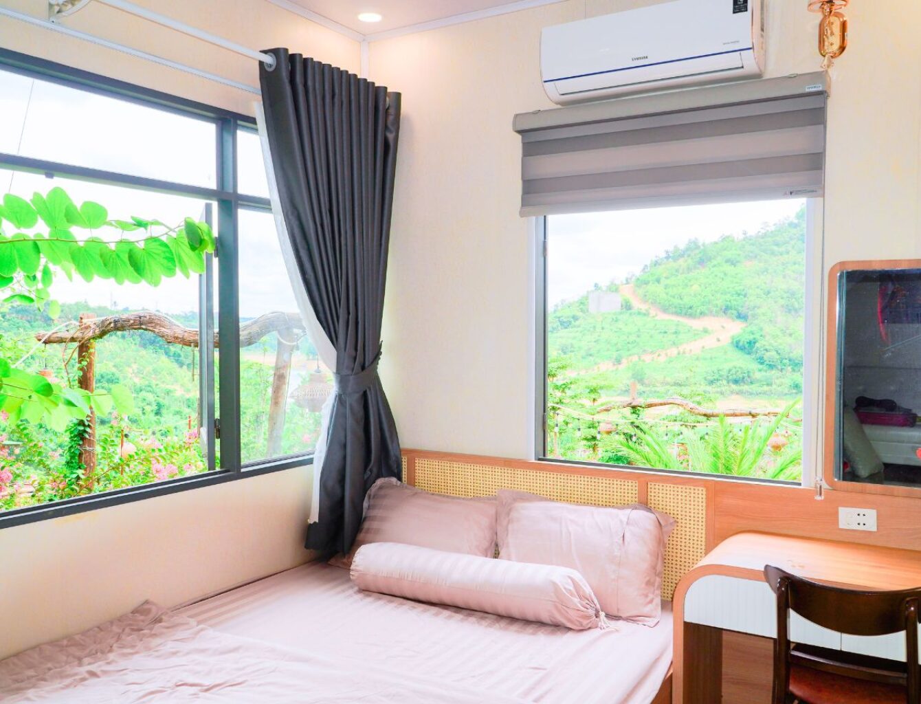 Eva’s Cozy Room