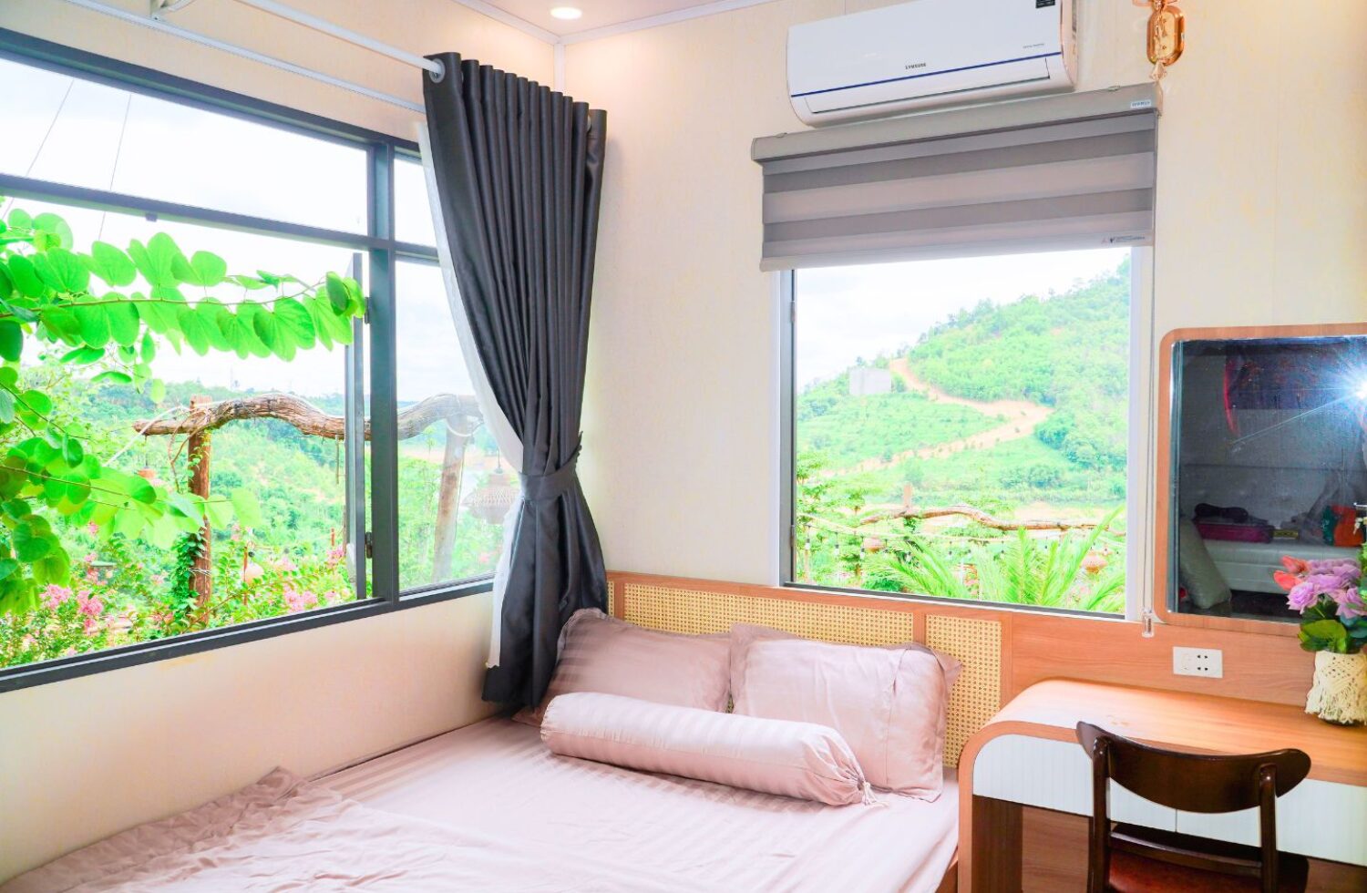 Eva’s Cozy Room